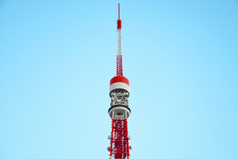 企業比較記事の業界実写イメージ
